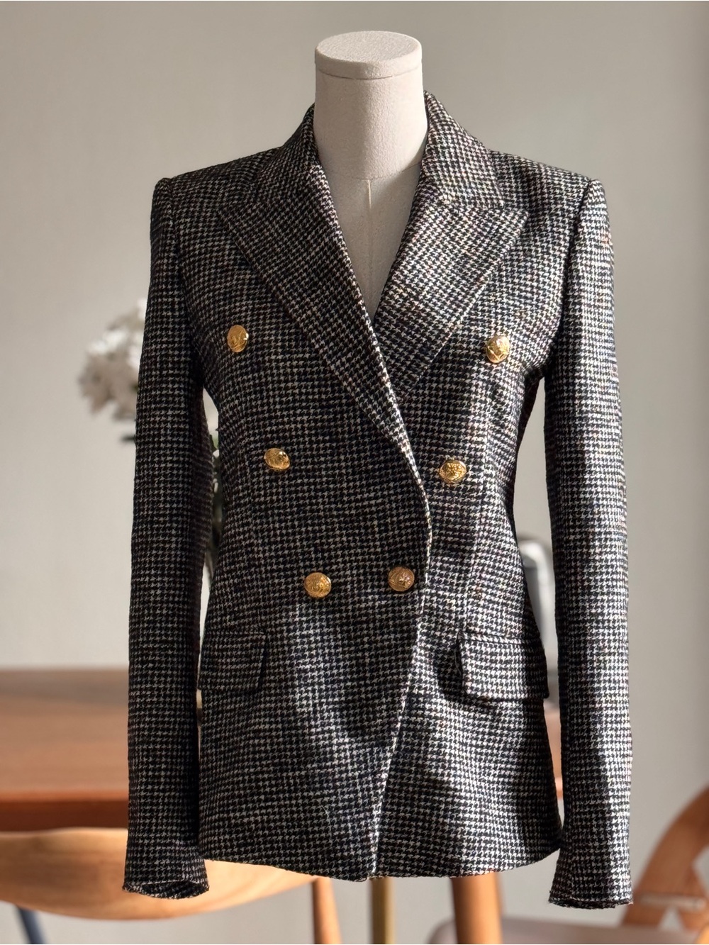 ZARA Houndstooth Double-Breasted Blazer | XS | Gold Button Structured Jacket